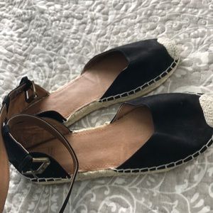 Closed Toe Esperellas